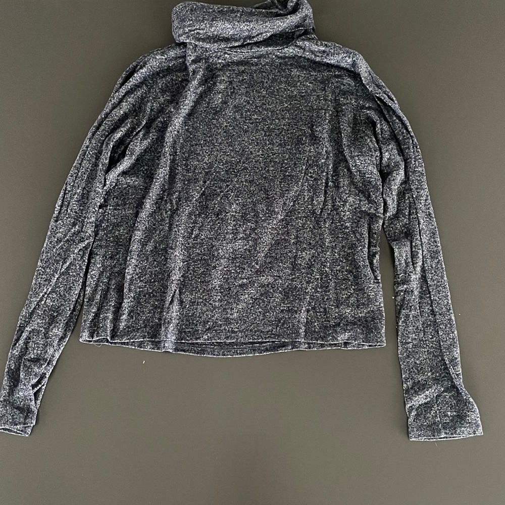 Aerie Lightweight Crop Turtleneck 🐢